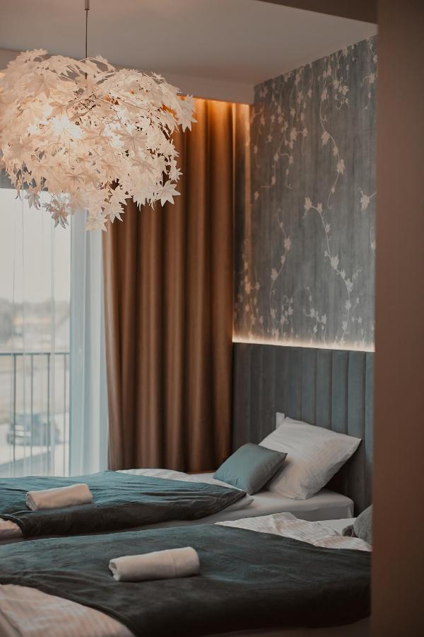 Апартаменты Apartament "Zlote Lwy 18" Затор Экстерьер фото