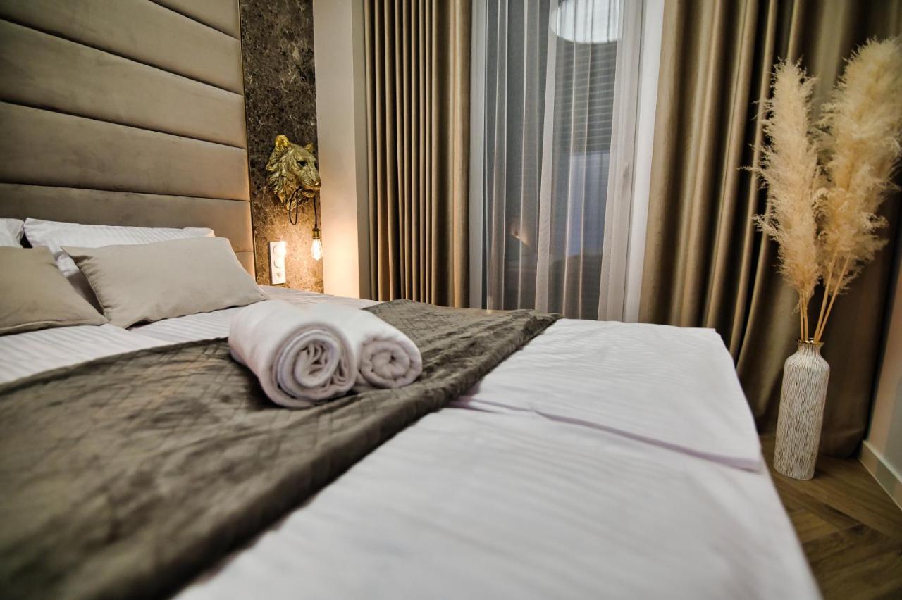 Апартаменты Apartament "Zlote Lwy 18" Затор Экстерьер фото