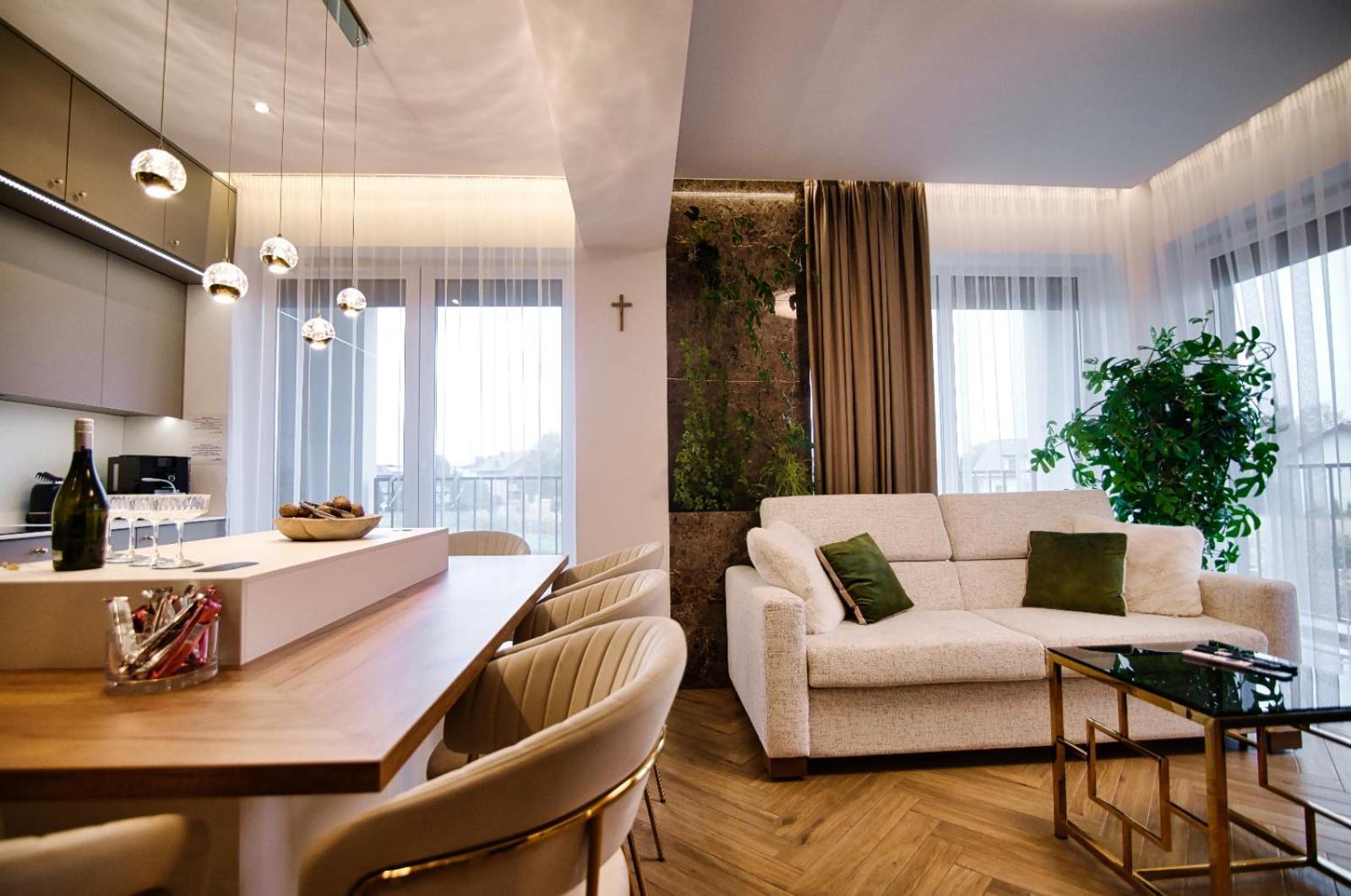 Апартаменты Apartament "Zlote Lwy 18" Затор Экстерьер фото